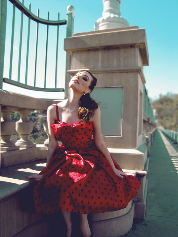 LaurenElainePowellBreafastWithTiffany2