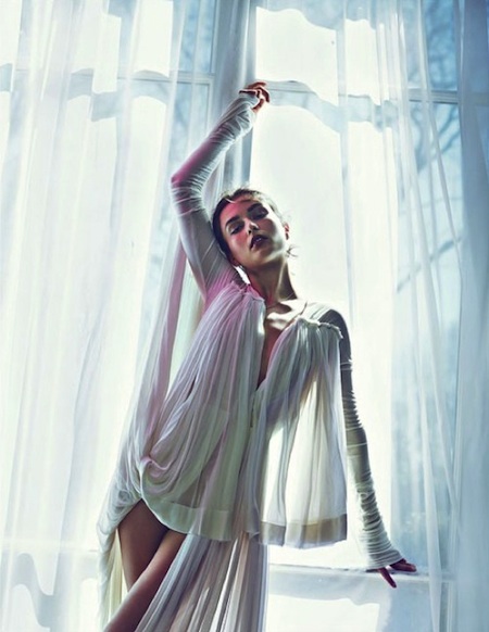 Wall-Street-Journal-JulyAugust-2013-Editorial-Andreea-Diaconu-04