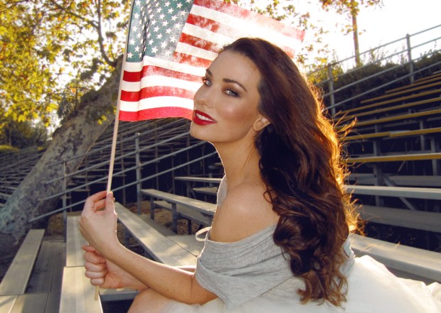 Fashion Designer Lauren Elaine