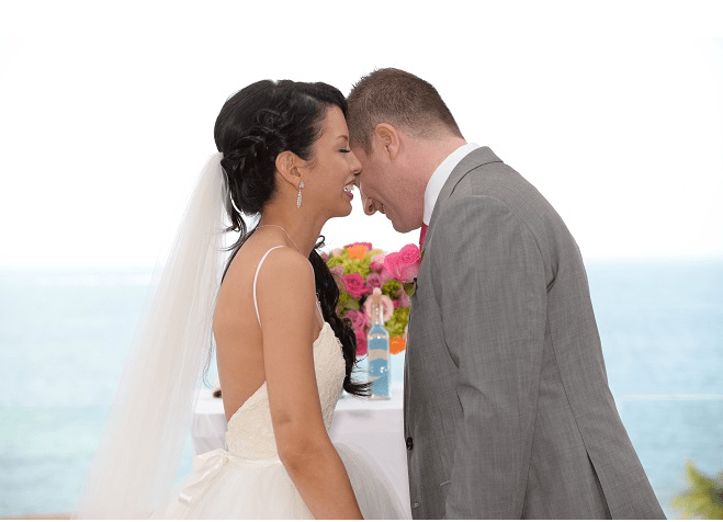 Real Weddings - Lauren Elaine Bridal Bellara Gown