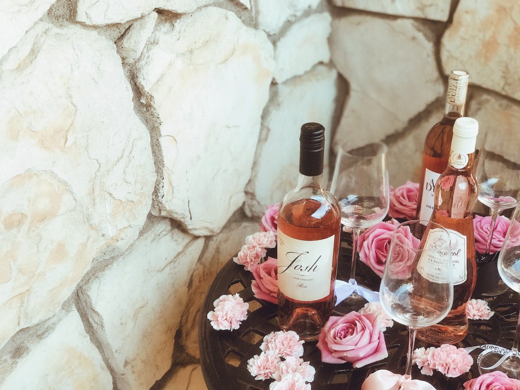 Lifestyle blogger Lauren Elaine shares her favorite Rosé wines for summer!