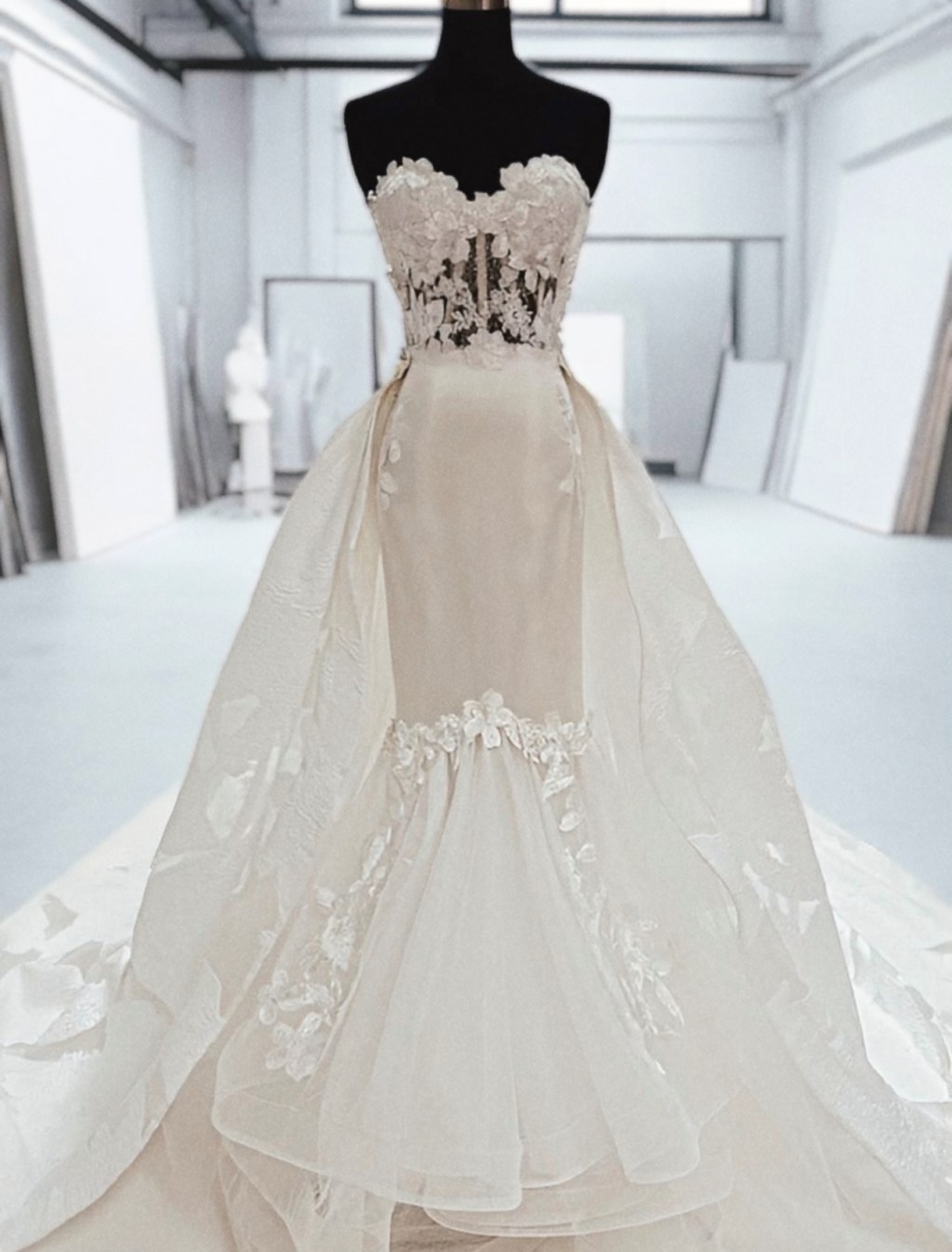 3  Ways to Create a 2-in-1 Wedding Dress by Lauren&nbsp;Elaine